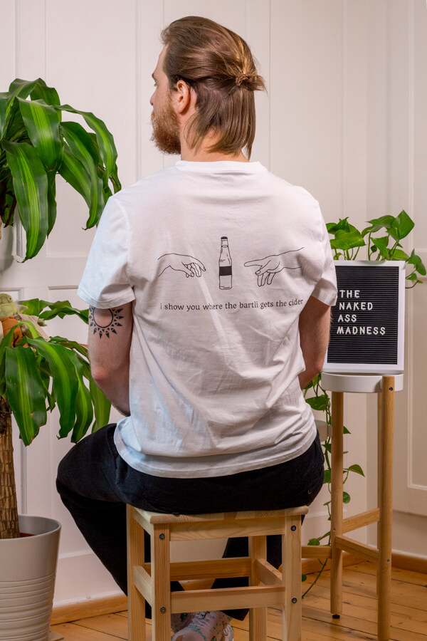 Produktbild T-Shirt i show you where the bartli gets the cider